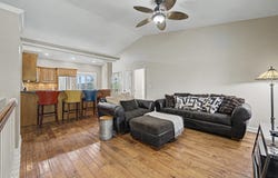 5 Beacon Trail, GALENA, IL 61036