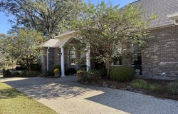 25 WINDERMERE BLVD., LAUREL, MS 39443