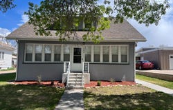 734 Shelton St, Chadron, NE 69337