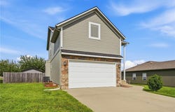 16912 Summit Drive, Belton, MO 64012
