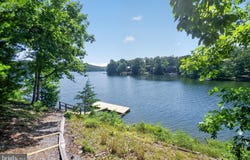 233 SUNSET Circle, CROSS JUNCTION, VA 22625