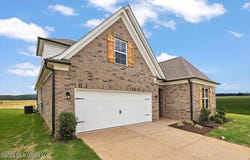 957 Coahoma Court, Nesbit, MS 38651
