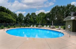 1235 W NICOLET CERCLE, APPLETON, WI 54914