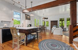 580 Split Pine Cove, Clyde, NC 28721