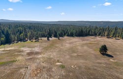 350 Brook Dr, Elk, WA 99009