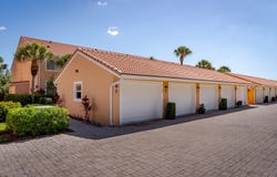 6830 BEACH RESORT Drive, Naples, FL 34114