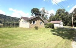 12 River Rd, Vanceburg, KY 41179