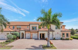 10212 STAGGERBUSH Drive, VENICE, FL 34293