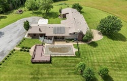 800 S Green St., Anna, IL 62906