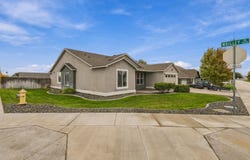5122 reagan way, Pasco, WA 99301