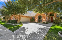 6401 Hampton Court, The Colony, TX 75056
