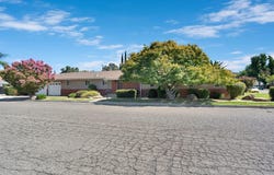 2020 W 3Rd Street, Madera, CA 93637