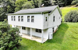 3634 Pine Creek Rd, Swords Creek, VA 24649