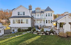 9 Beacon Hill Road, Atlantic Highlands, NJ 07716