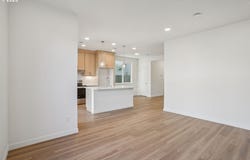 1804 NW 18TH St, BattleGround, WA 98604