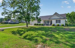 42 Summertree, Douglas, GA 31535