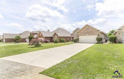 504 Eagle Springs Drive, Centerville, GA 31028