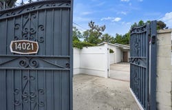 14021 Hartsook Street, Sherman Oaks, CA 91423