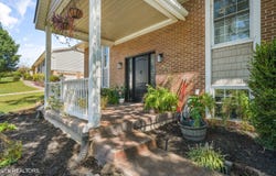 7519 S Whispering Oak Circle, Powell, TN 37849