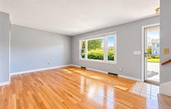 10 Bateman Avenue, Cranston, RI 02920