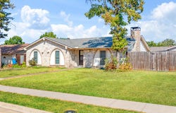 3215 Rockne Lane, Mesquite, TX 75150
