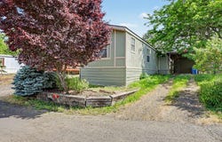 421 Stevens Road, Eagle Point, OR 97524