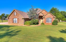 3077 Ridgecrest Drive, Purcell, OK 73080