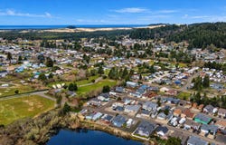 12 POND Ln, Lakeside, OR 97449