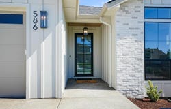586 NW Cascade Mountain Dr, Dallas, OR 97338