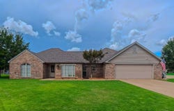 12 Meadowview Dr., Searcy, AR 72143