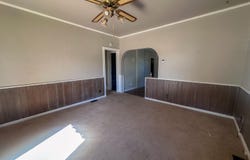 110 N Thompson St, Pratt, KS 67124
