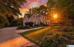 2 WOODSIDE PLACE, ANNISTON, AL 36207