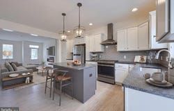 2421 ARTESIAN Way, LANCASTER, PA 17601