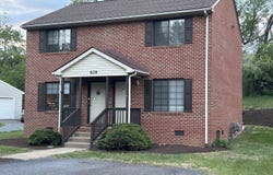 628 & 630 D ST, STAUNTON, VA 24401