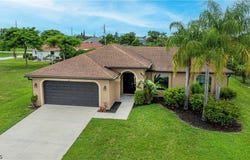 20 NE 20th Avenue, Cape Coral, FL 33909