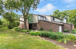 174 St. Clair Drive, Akron, OH 44307