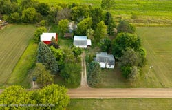 1307 W Marshall Road, St. Johns, MI 48879