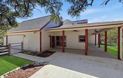 514 Burning Tree Ln, Bandera, TX 78003