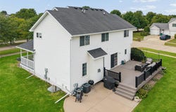 15651 Boston Parkway, Clive, IA 50325