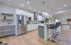 1146 S BRISTOL Drive, LITITZ, PA 17543