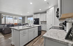313 W QUARTZ RD N, Tooele, UT 84074