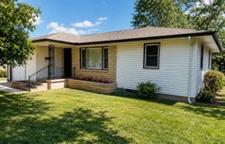 1909 Washington, Concordia, KS 66901