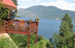 93 Blue Jay Dr, Sagle, ID 83860