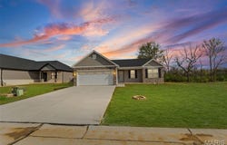 1009 Waymaker Lane, Waterloo, IL 62298