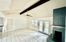 713 Rolling Hills Drive, Hewitt, TX 76643
