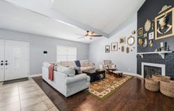5823 Pinecrest Road, Crestview, FL 32539