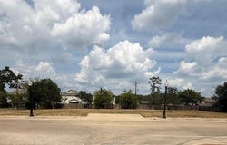 3907 College Main, Bryan, TX 77801