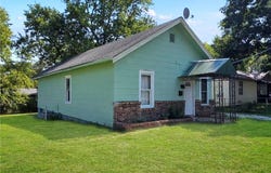 1300 Park Street, Carrollton, MO 64633
