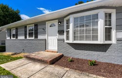 696 W MAPLE Road, LINTHICUM HEIGHTS, MD 21090