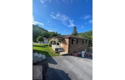 202 Tabor Rd, BLUEFIELD, WV 24701